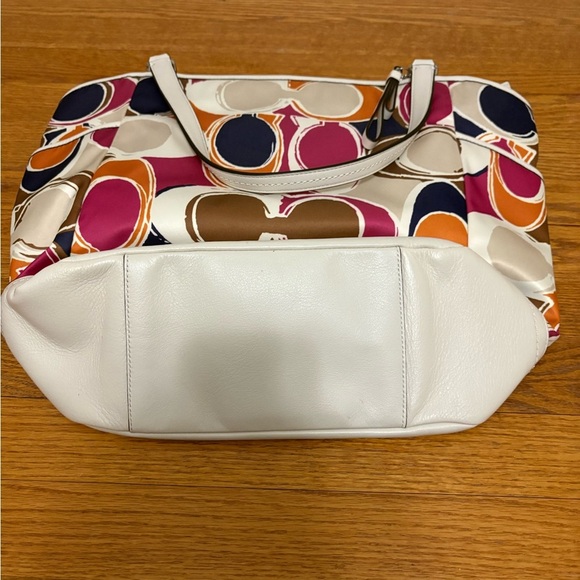 NWT Coach Women’s Multicolor Purse - Picture 6 of 8
